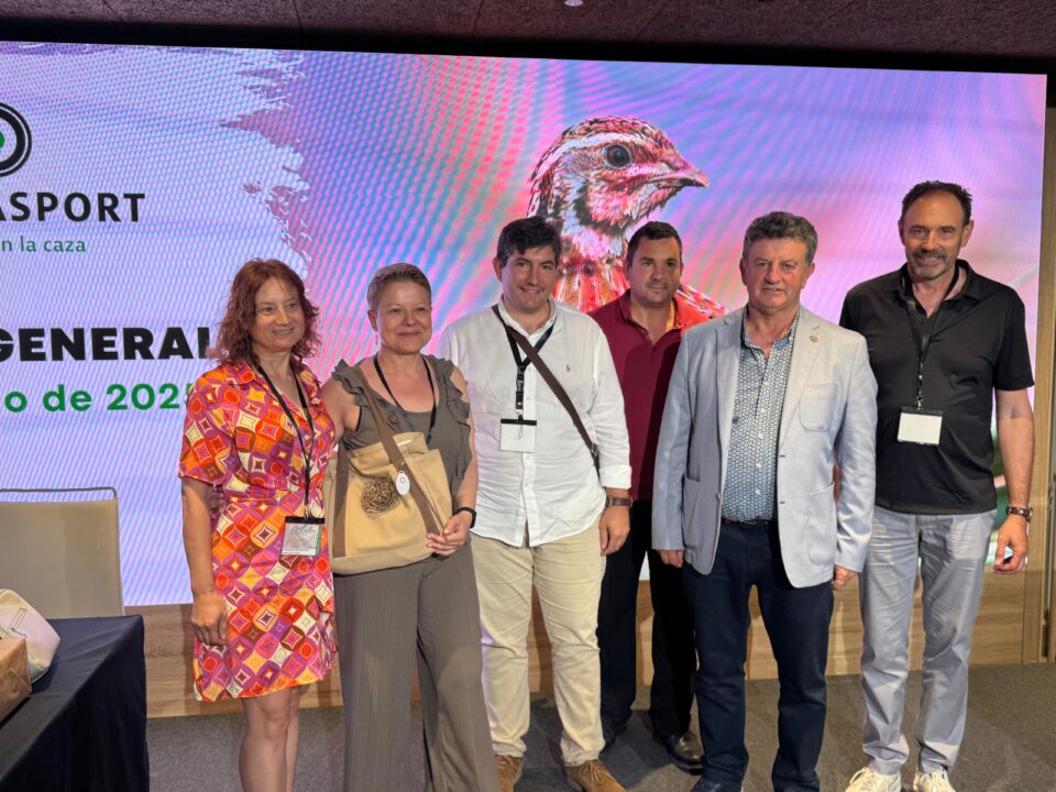 Miembros de FARCAZA en la Asamblea General de Mutualistas de Mutuasport 2025.